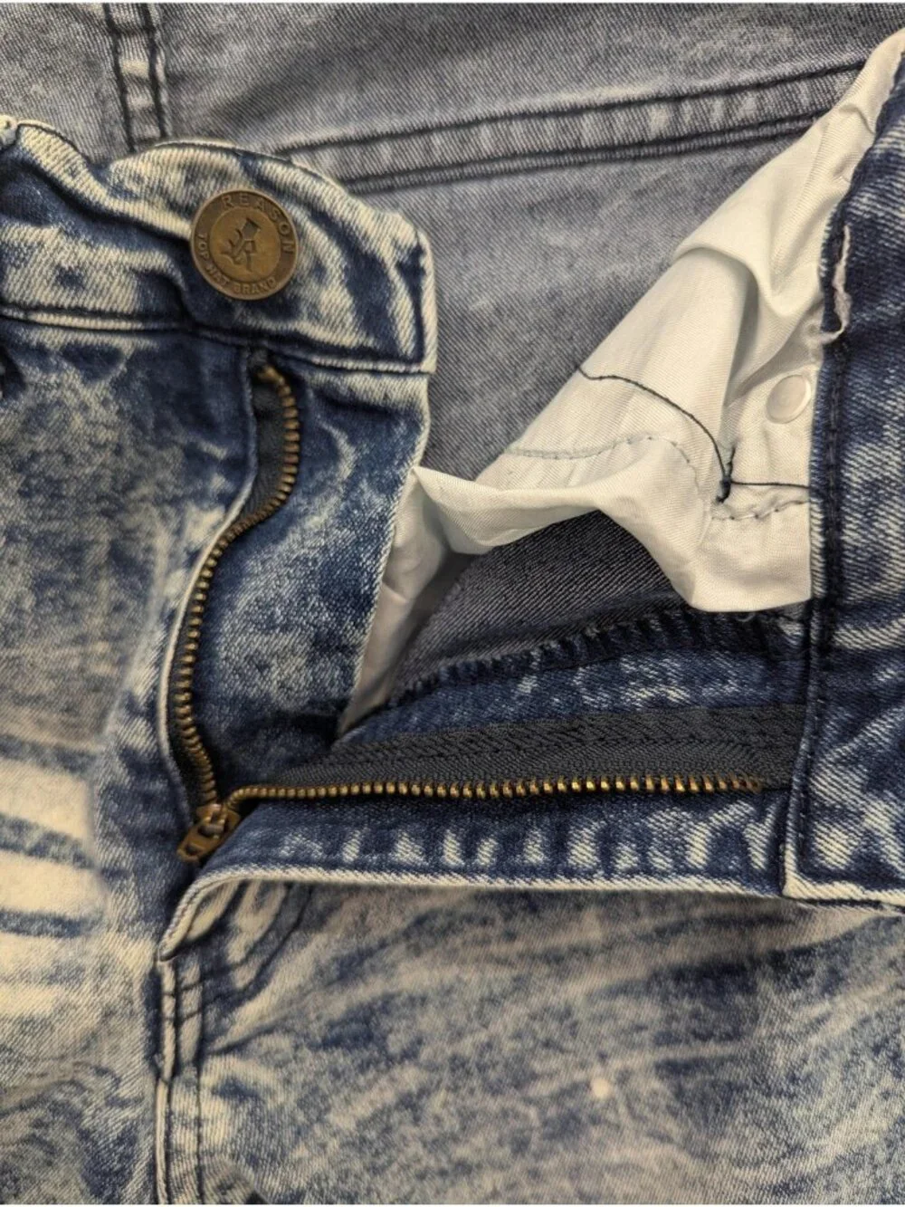 Reason U1-401X Jeans Mens 28x32 Blue Acid Wash Moto Distressed Stretch Denim